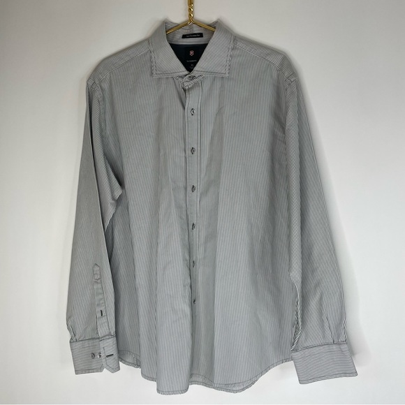Victorinox Men’s Pinstriped Button Down Size XL Gray & White Italian Cotton - Picture 2 of 12